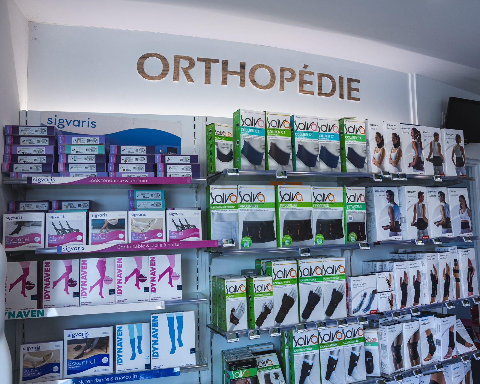 Le rayon orthopédie de la pharmacie